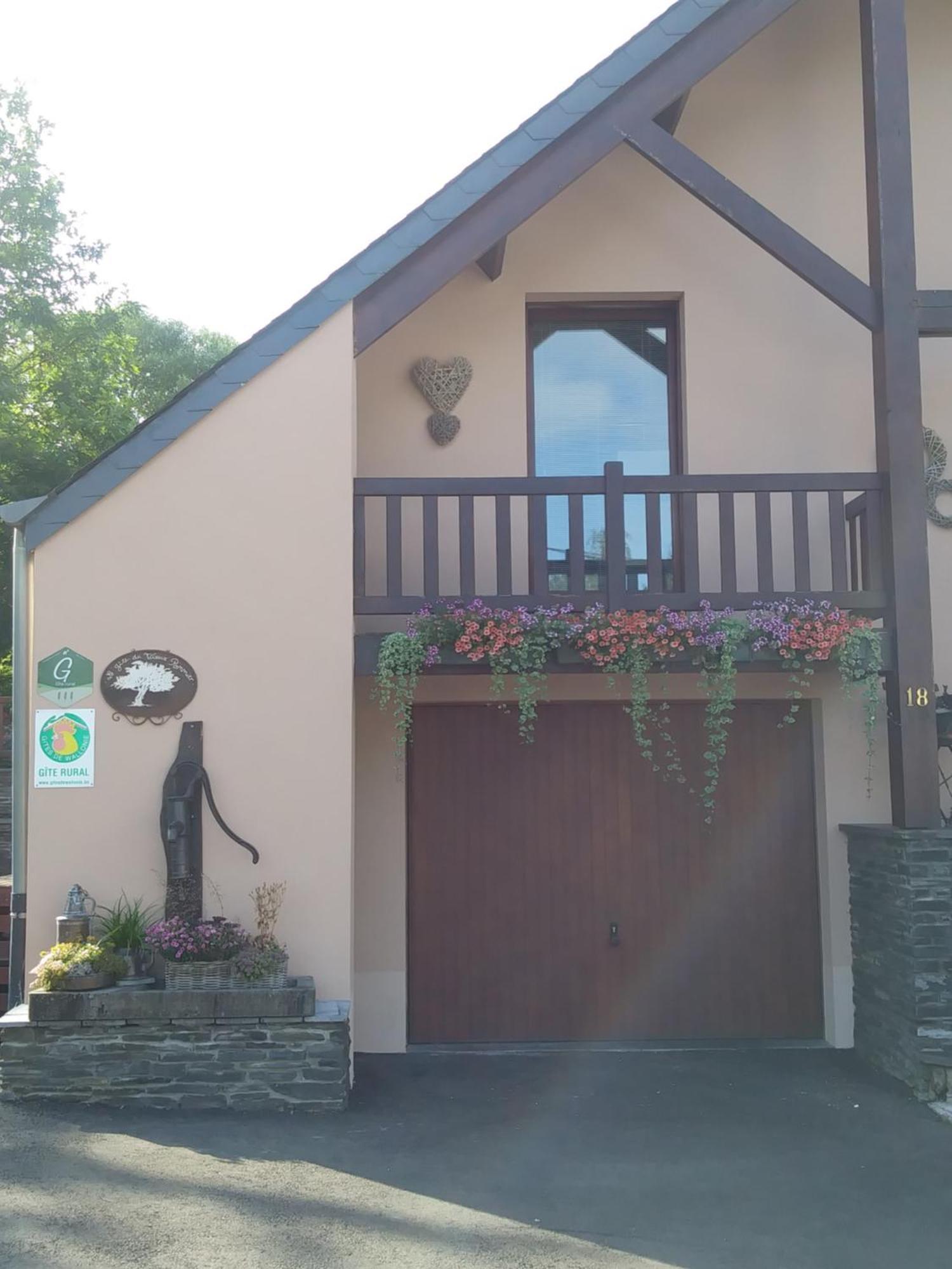 Gite Du Vieux Pommier Herbeumont Exteriör bild